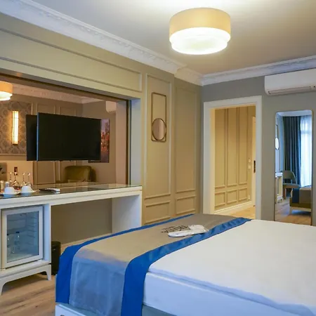 Triada Taksim - Special Category