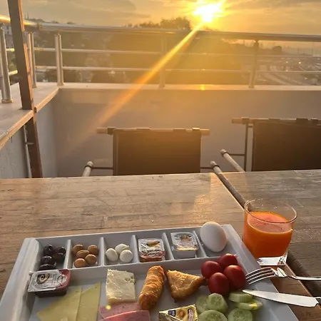 Avrasyaqueen Istanbul