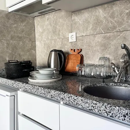 2br 2bath With Balcony Near Nisantasi And Taksim #5 Apartment Istanbul