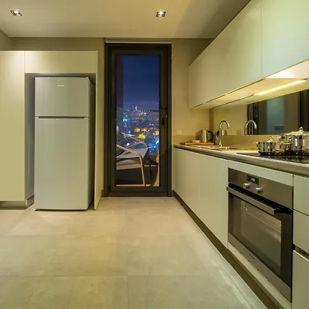 Movenpick Living West 5* Istambul