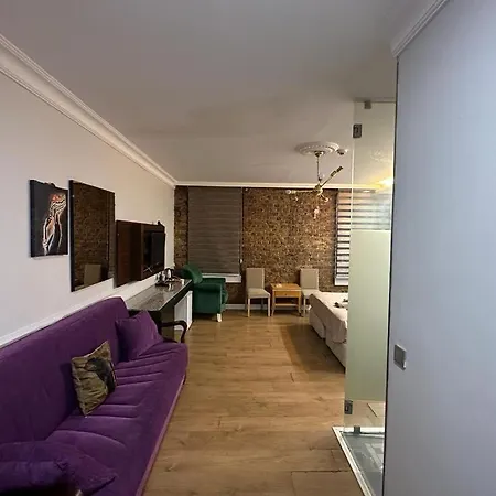 Aparthotel In The Bar Street