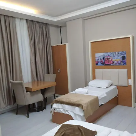 De Maison 3*