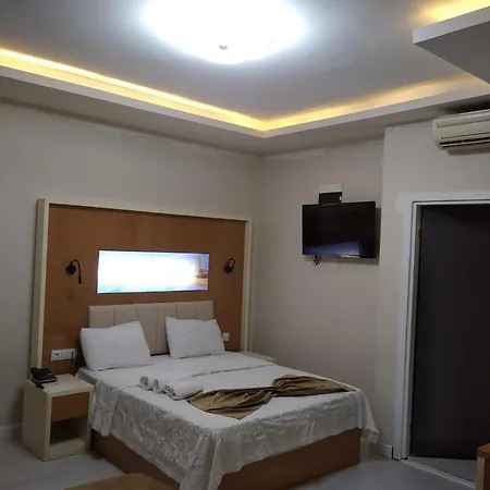 Hotel Mars 3*