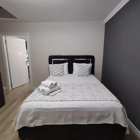 De Maison 3*