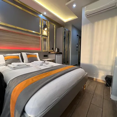 Aparthotel Taksim Larissa 2*