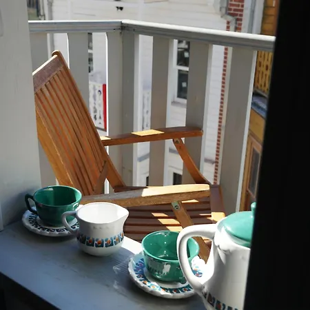 Hotel Tilas - In 19th Century Wooden Townhouse,kadikoy *