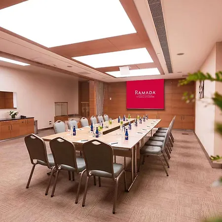 Ramada Plaza By Wyndham Center (adults Only)