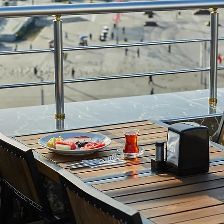Royal Pera Taksim Aparthotel