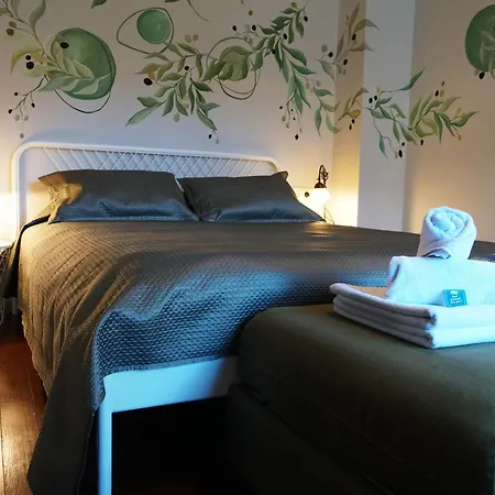 Hotel Tilas - In 19th Century Wooden Townhouse,kadikoy Istanbul