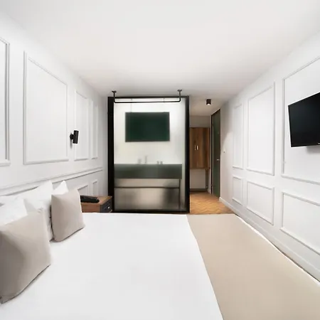 Otel Elan Pera