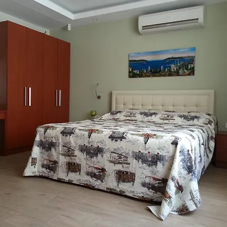 Honey House Apartment