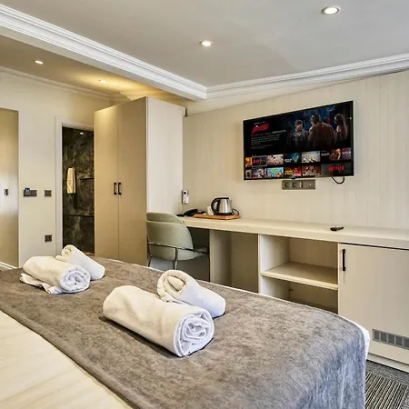 Hub Hotel