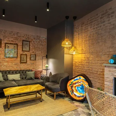 Ayramin Deluxe Taksim 2*
