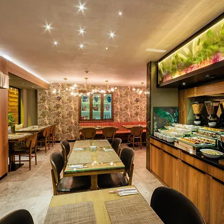 Ayramin Taksim Otel 2*