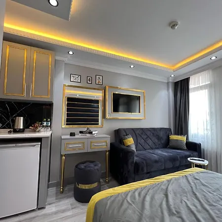 Aparthotel Taksim Larissa *
