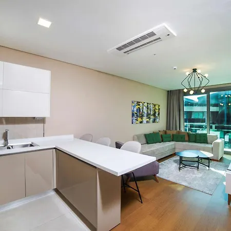 Radisson Residences Vadistanbul מלון
