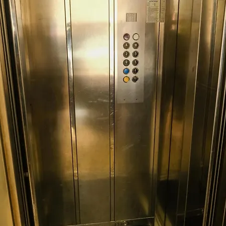 Hotel Star Holiday 3*