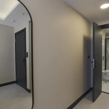 Ravello Taksim 3*