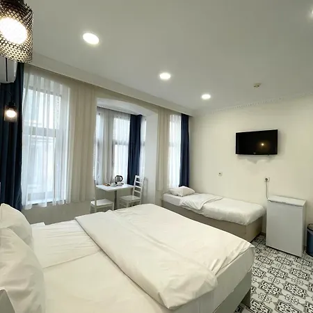 Royal Pera Taksim 3*