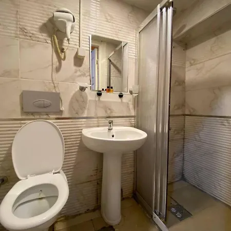 Taksim Pandora * Provincia di Istanbul