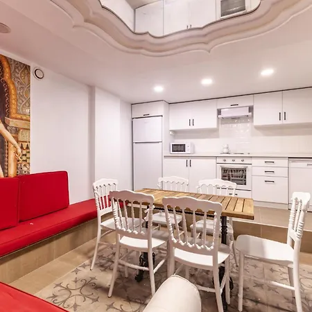 Magnificent Historic Mansion In Beylerbeyi