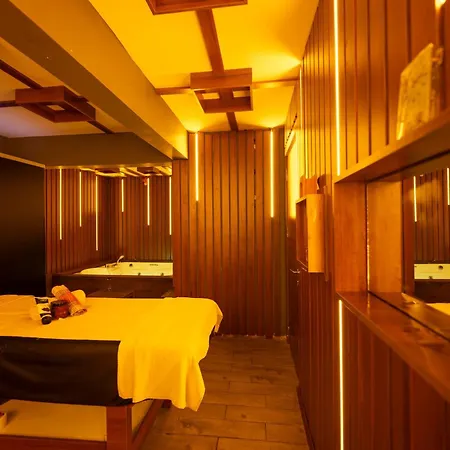 Litros & 4* Стамбул