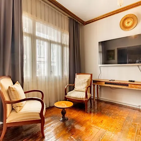 Hotel Stnbol *