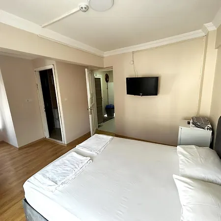 Meydan Pansiyon Uskudar Hotel *