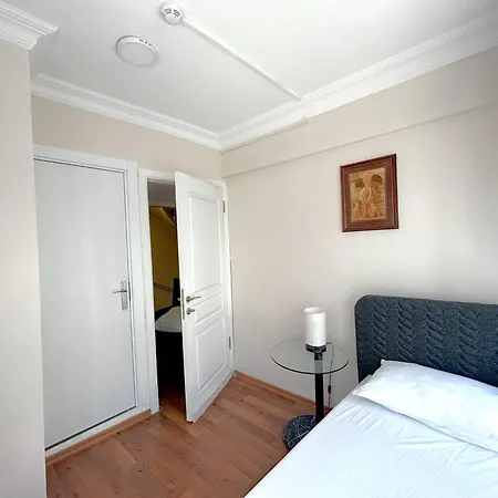 Meydan Pansiyon Uskudar Hotel *