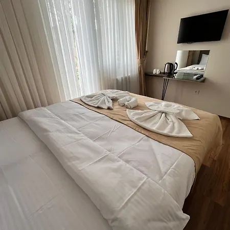 Taksim Nacre 360 Ξενοδοχείο με διαμερίσματα *