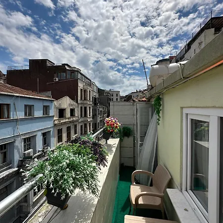 Taksim Istiklal איסטמבול