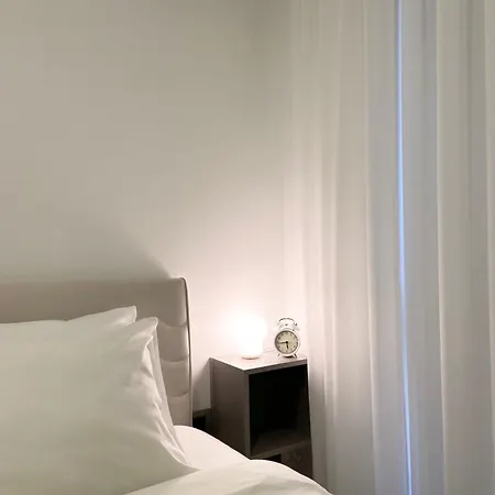 Havuz Olanagina Sahip , Konforu Sunan Daire Istanbul