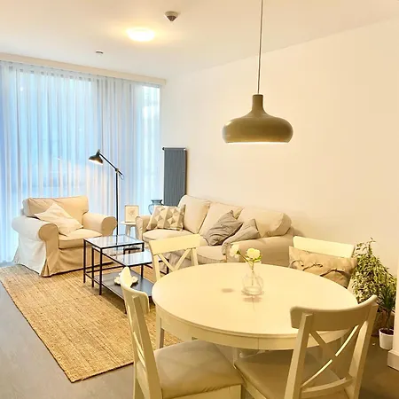 Apartment Havuz Olanagina Sahip , Konforu Sunan Daire *