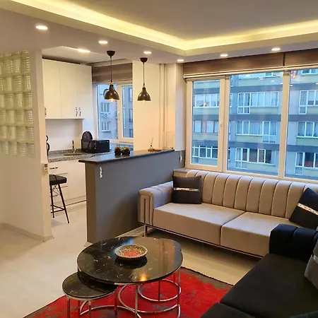 Calm & Cosy Flat In Perfect Location Nisantasi Apartment