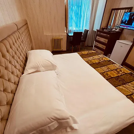 Lily Istanbul