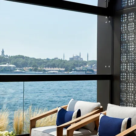 The Peninsula 5*