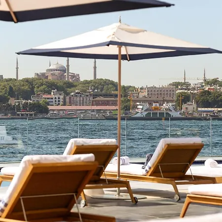 The Peninsula Hotel