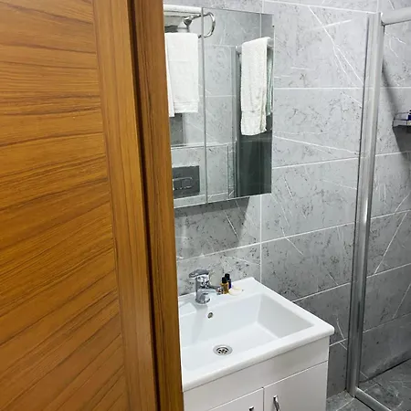 Kaifa Hotel 3*