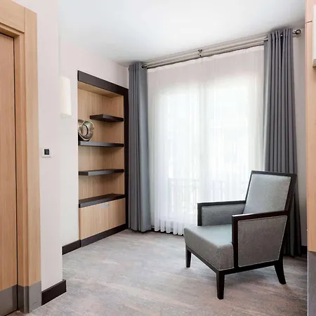 מלון Ramada Plaza By Wyndham Center (adults Only)