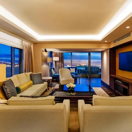 Conrad Bosphorus