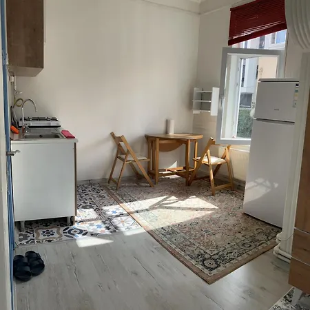 Yellow House Apartment Istanbul