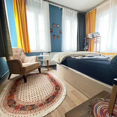 Taksim Pera House Apartment