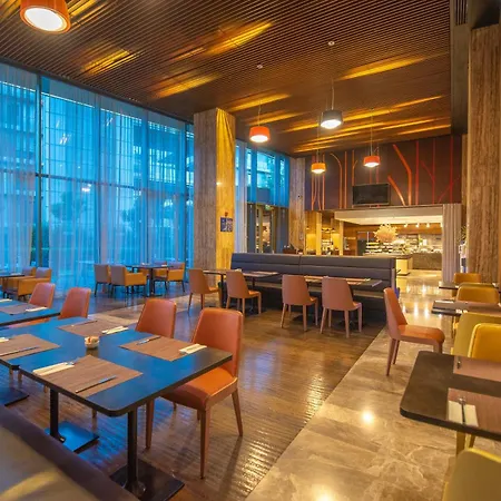 Hotel Hilton Garden Atatuerk Airport 4*