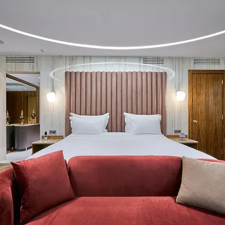 Rayelin Old Special Category Hotel *