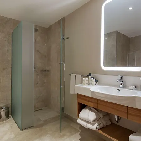 Doubletree By Hilton - Tuzla 4* Istanbulská provincie