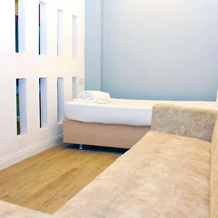 Avist Avcilar Hotel 4*