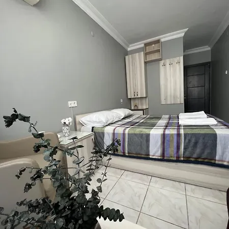 Prima Hotel 2*