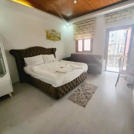 Hotel Oerge Suit Apart *