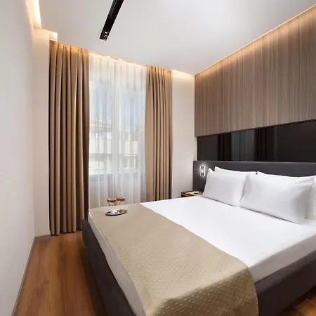 Nish Palace Besiktas Hotel Istanbul