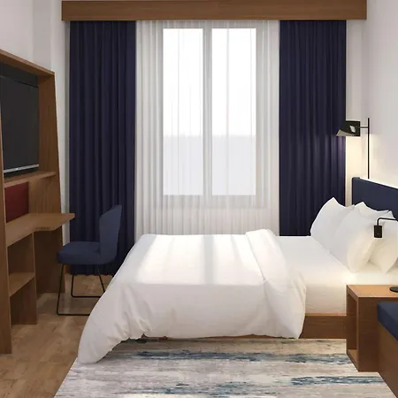 Hampton By Hilton Airport, Arnavutkoy Hotel 4*